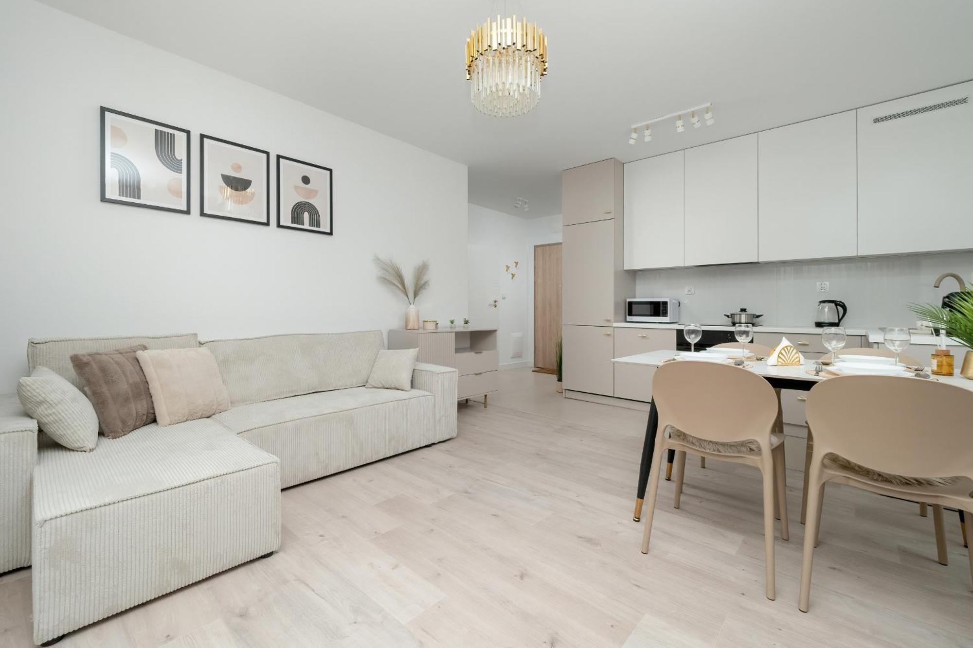 Exceptional Apartment With Parking By Noclegi Renters Katowice Exteriör bild